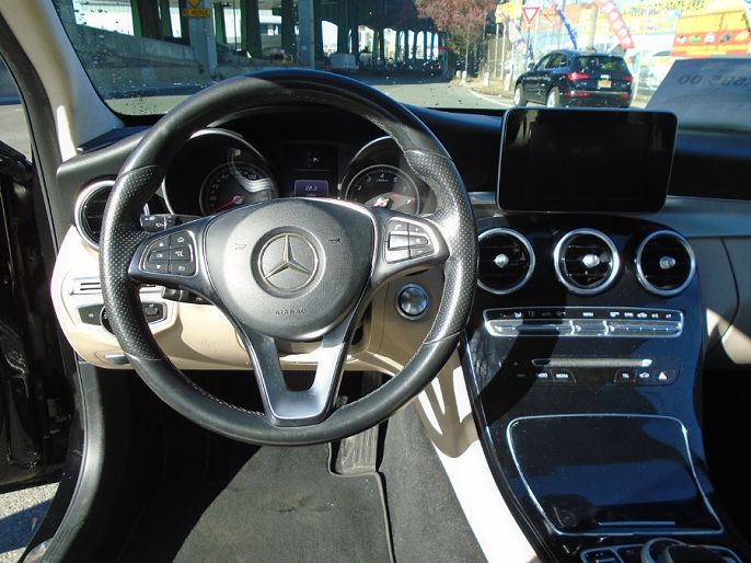 Vehicle view 28