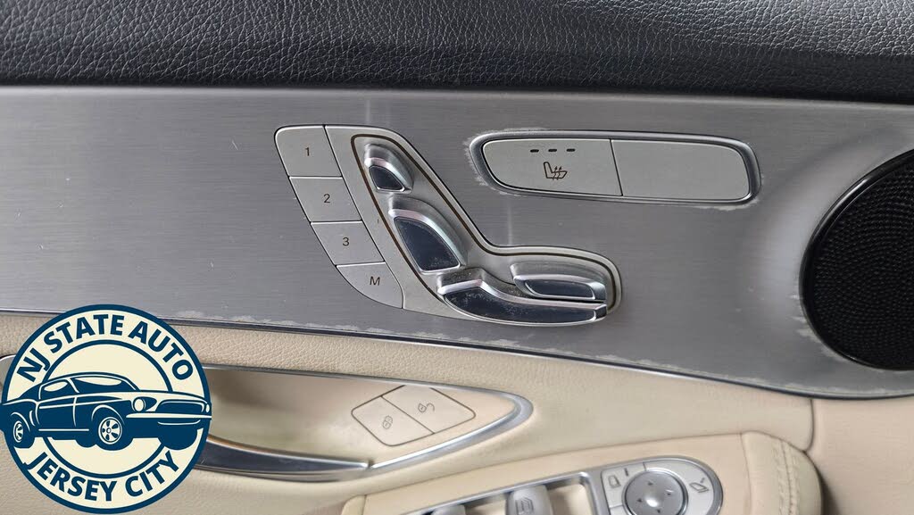 Vehicle view 23