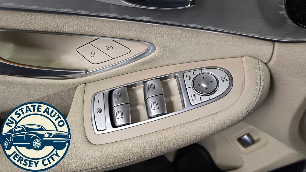 Vehicle view 24