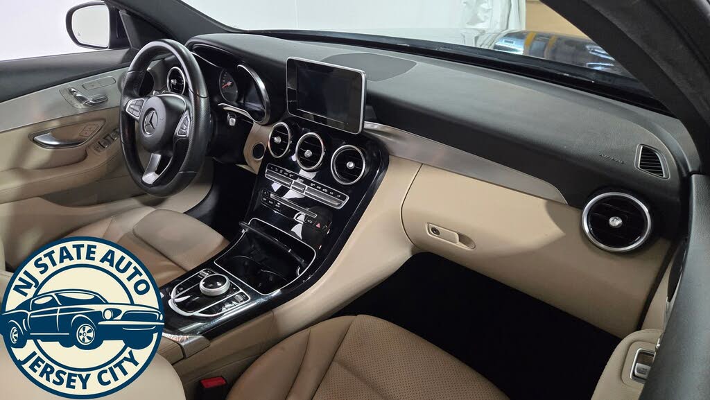 Vehicle view 35
