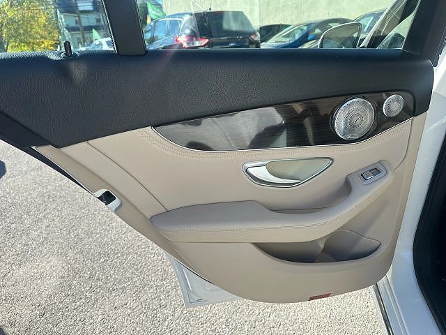 Vehicle view 69
