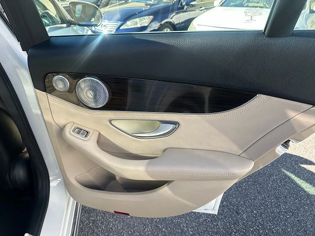 Vehicle view 75