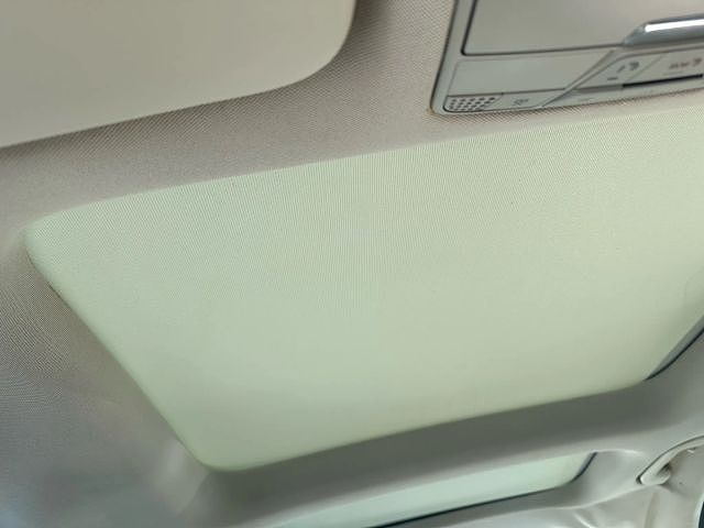 Vehicle view 85