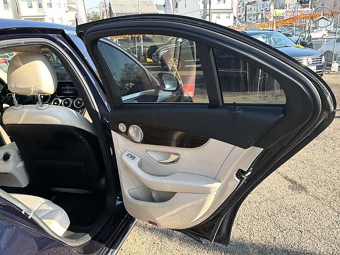 Vehicle view 39