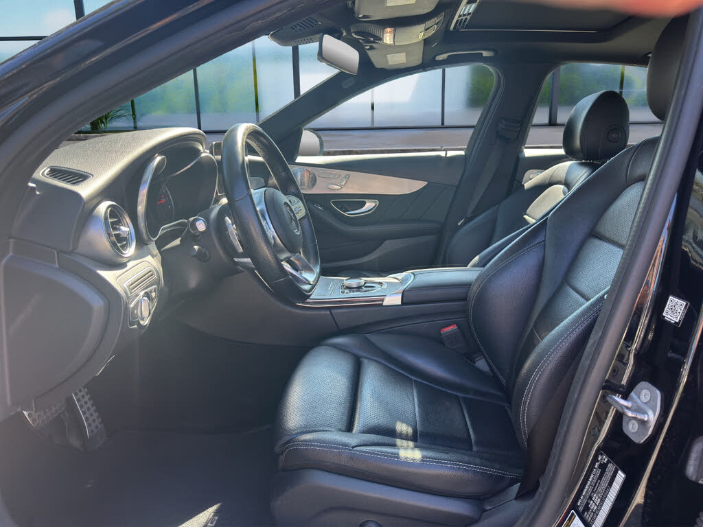 Vehicle view 9