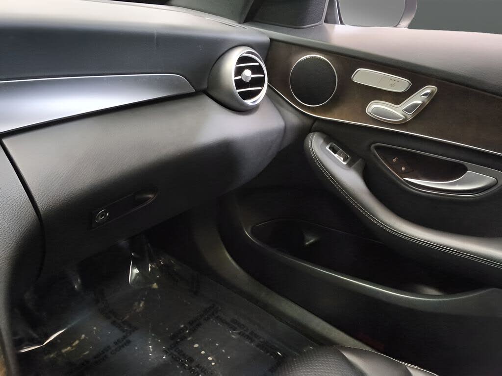 Vehicle view 19