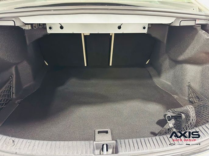 Vehicle view 27
