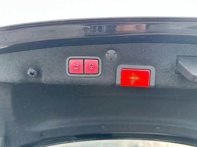 Vehicle view 17