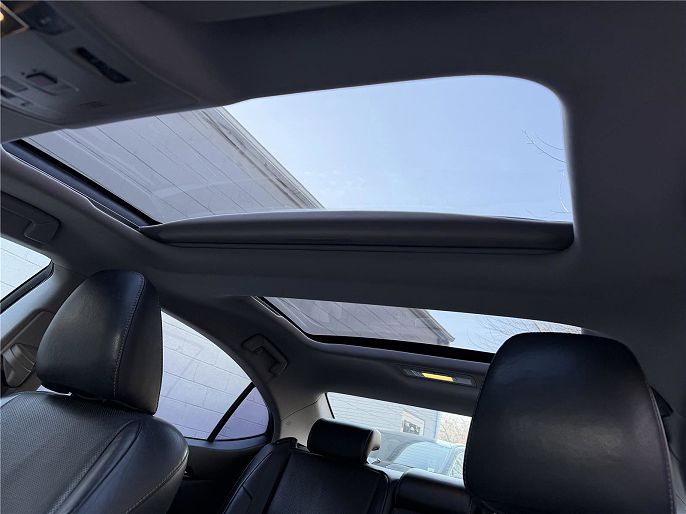 Vehicle view 33