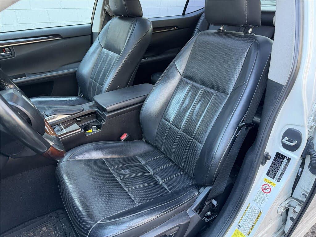 Vehicle view 4