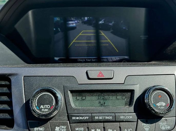 Vehicle view 7