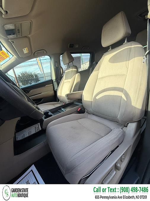 Vehicle view 11