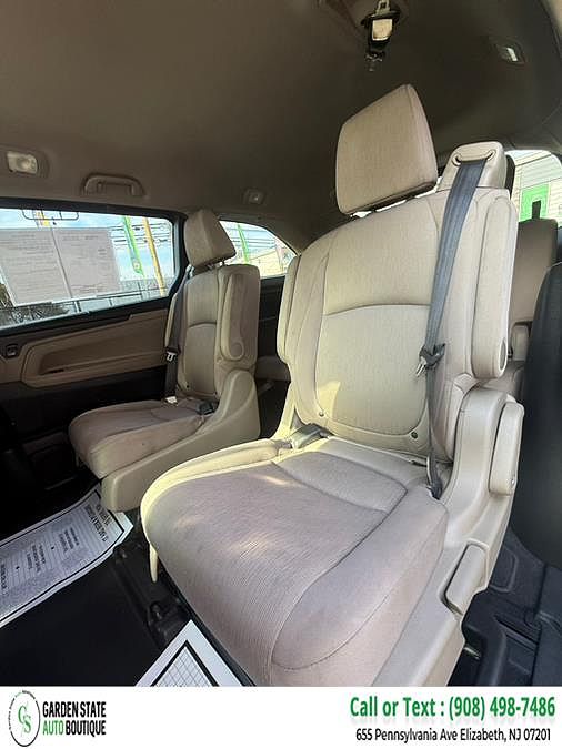 Vehicle view 13