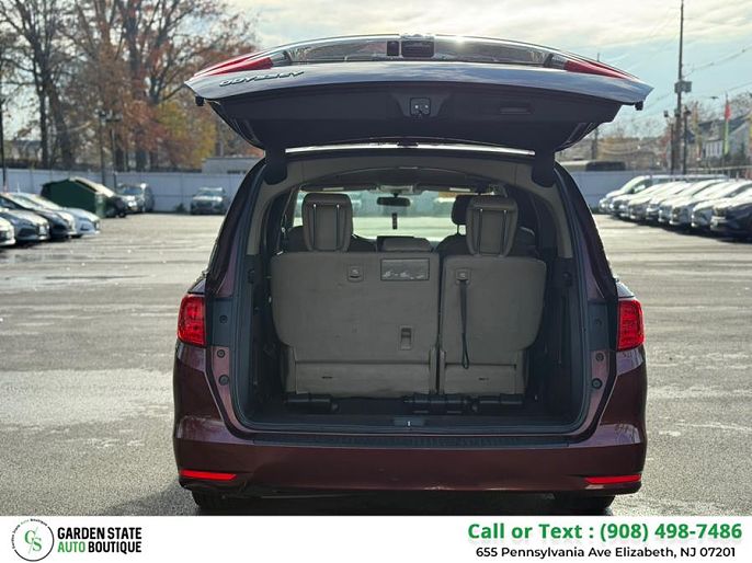 Vehicle view 8