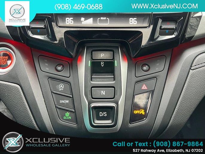Vehicle view 17