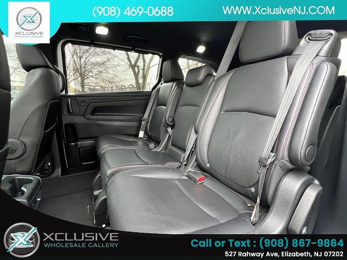 Vehicle view 25