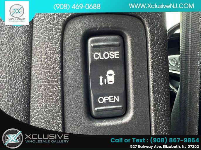 Vehicle view 28