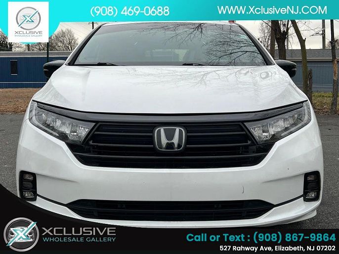 Vehicle view 6