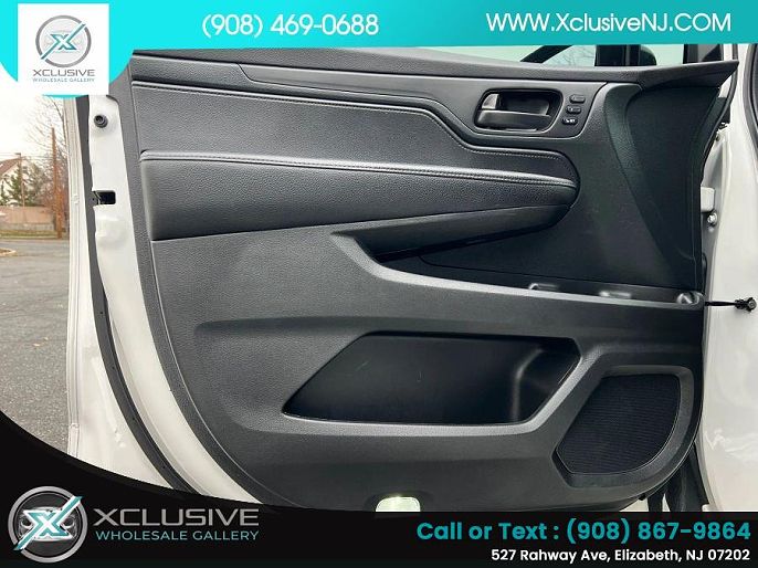 Vehicle view 7