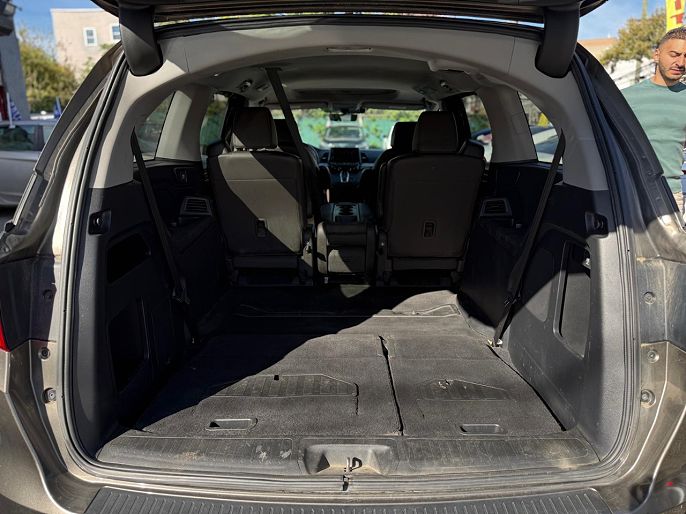 Vehicle view 13