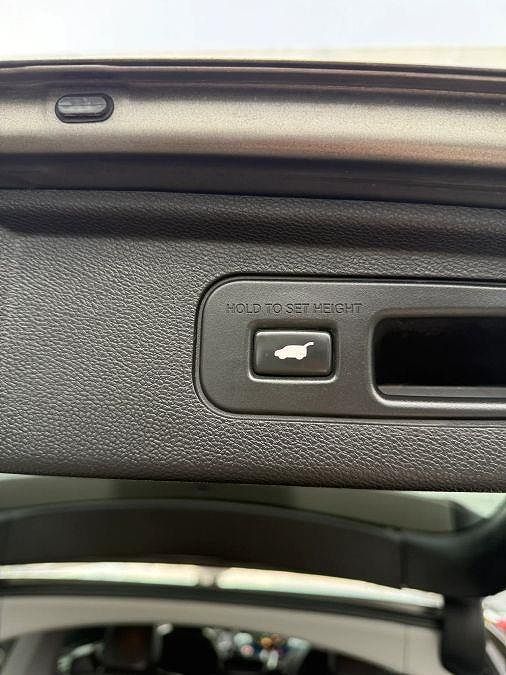 Vehicle view 22