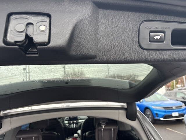 Vehicle view 23