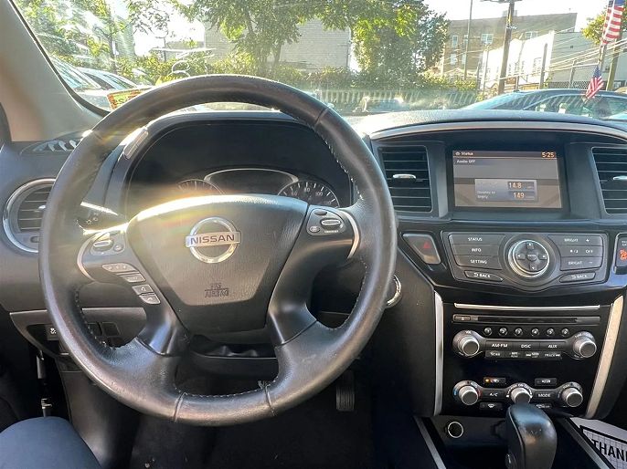 Vehicle view 5