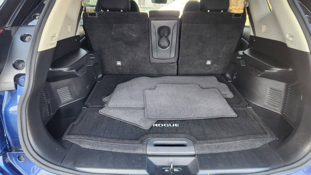 Vehicle view 23