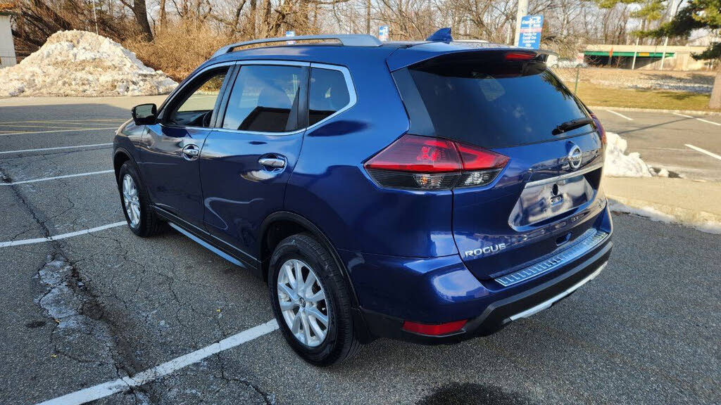 Vehicle view 7