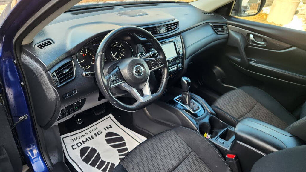 Vehicle view 9
