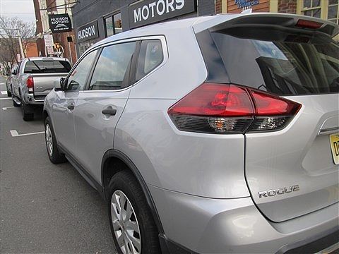 Vehicle view 18