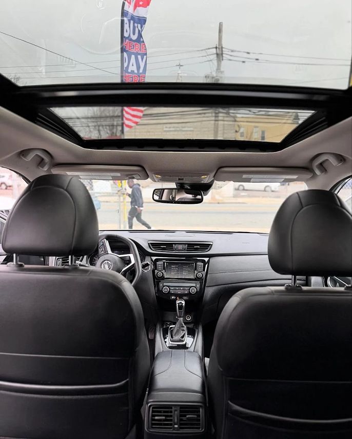Vehicle view 4
