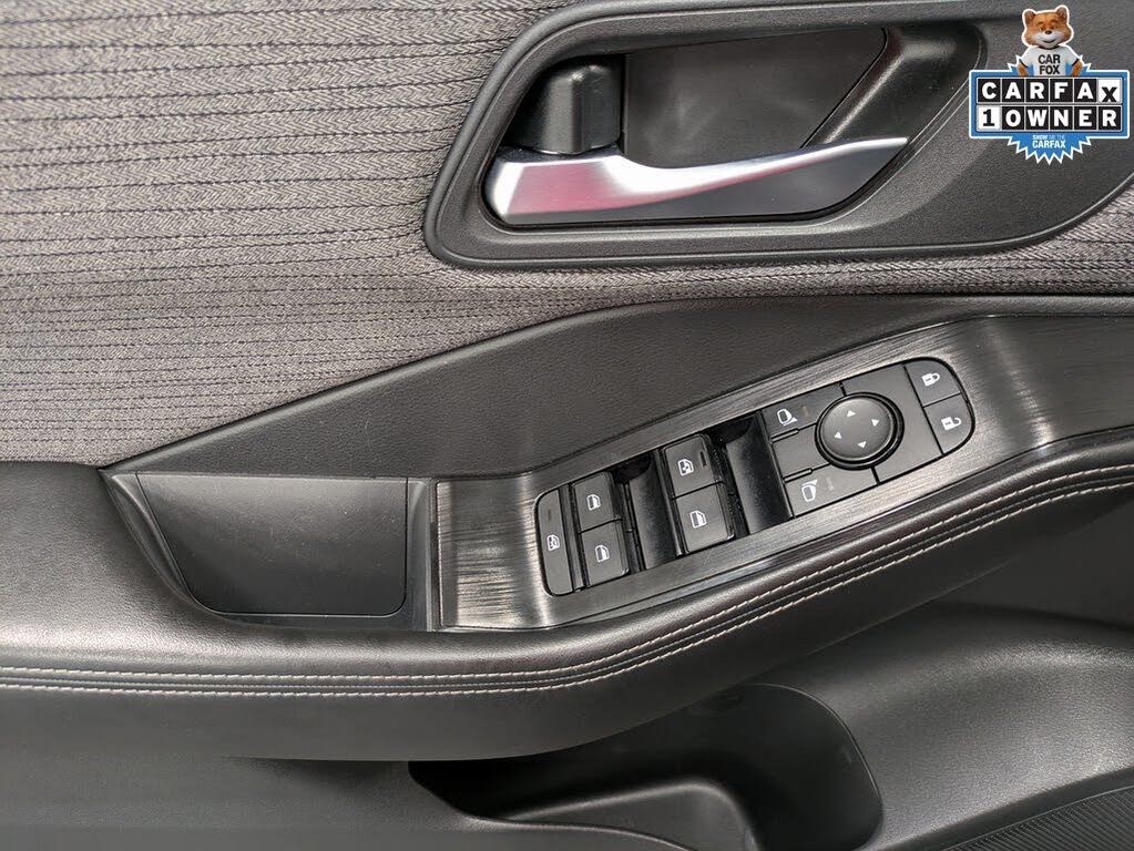 Vehicle view 9