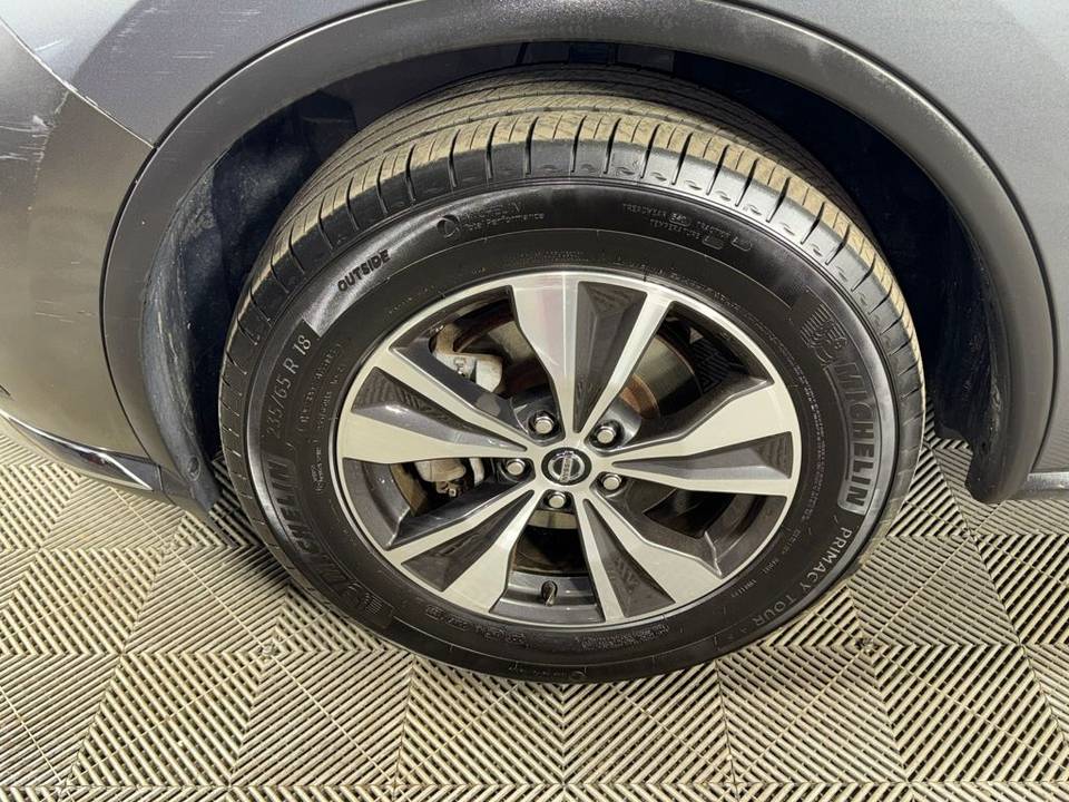 Vehicle view 15