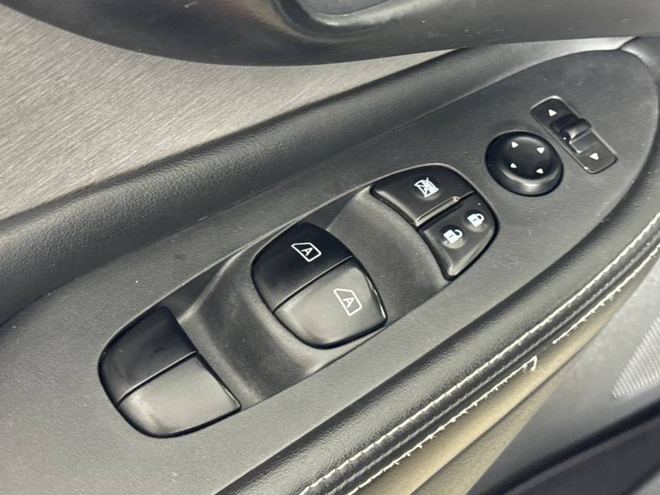 Vehicle view 18