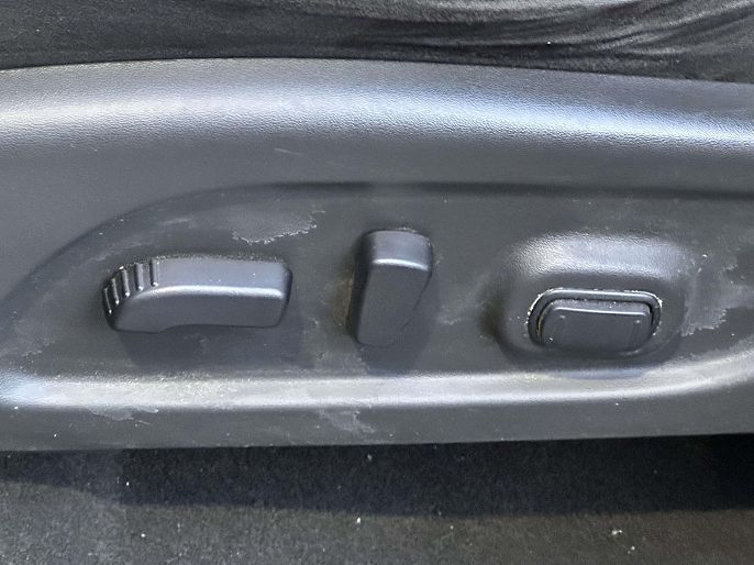 Vehicle view 13