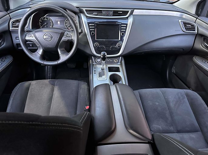 Vehicle view 16