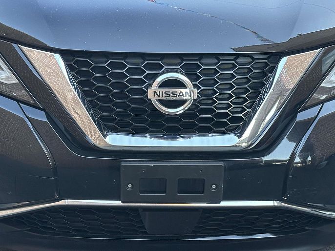 Vehicle view 9
