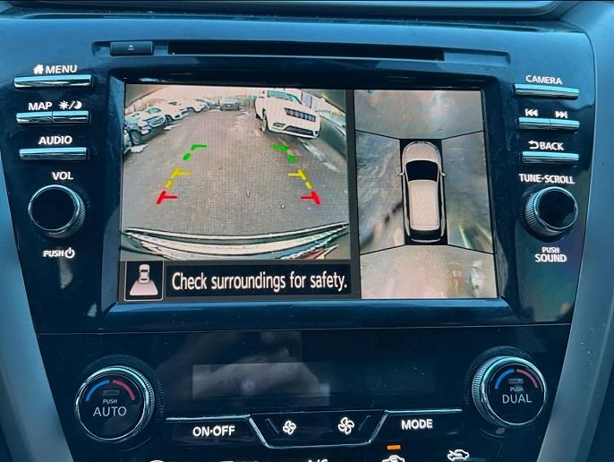 Vehicle view 8