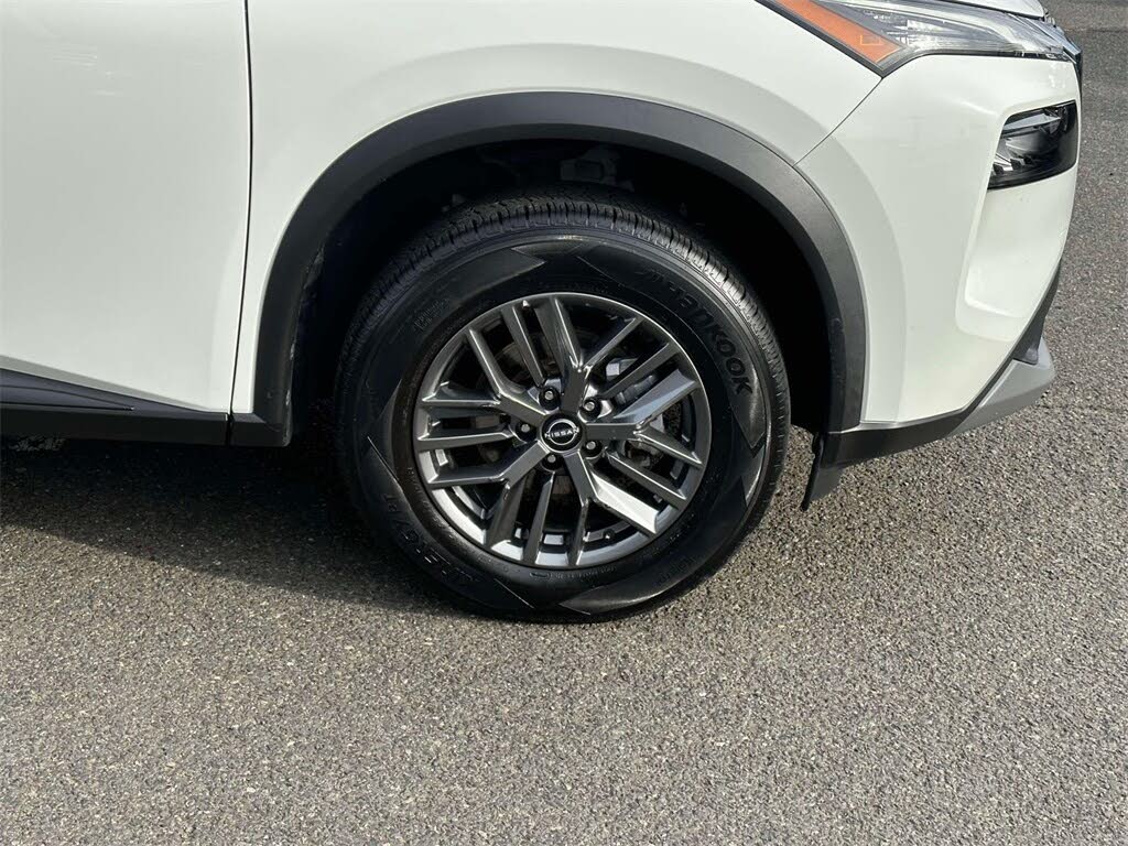 Vehicle view 7