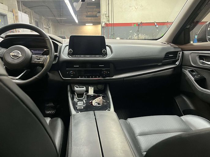 Vehicle view 13