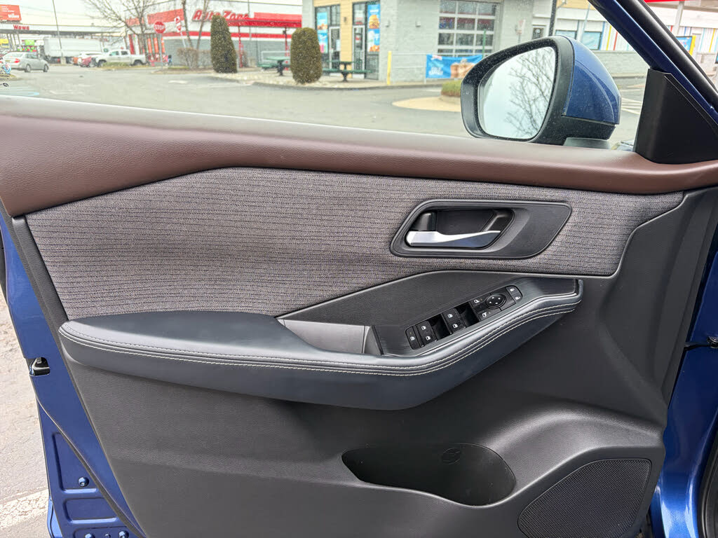 Vehicle view 15