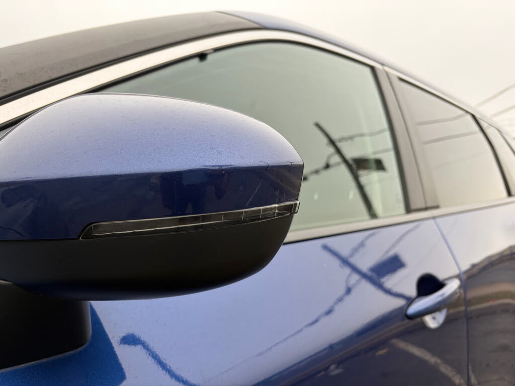 Vehicle view 9