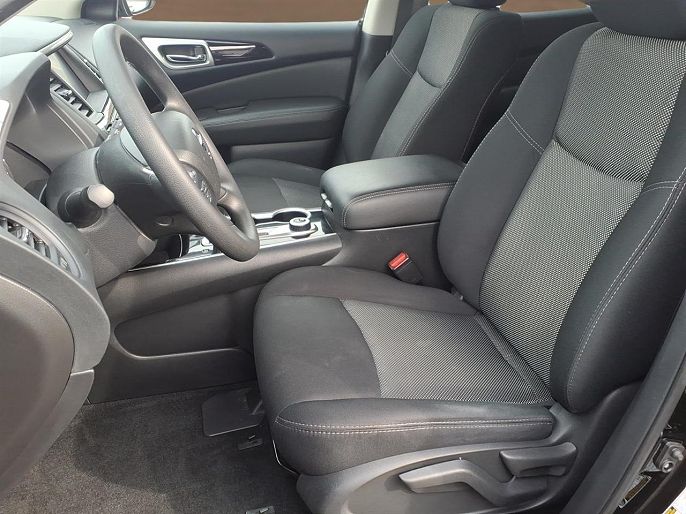 Vehicle view 13