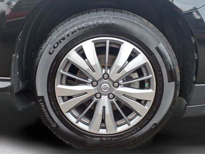 Vehicle view 9