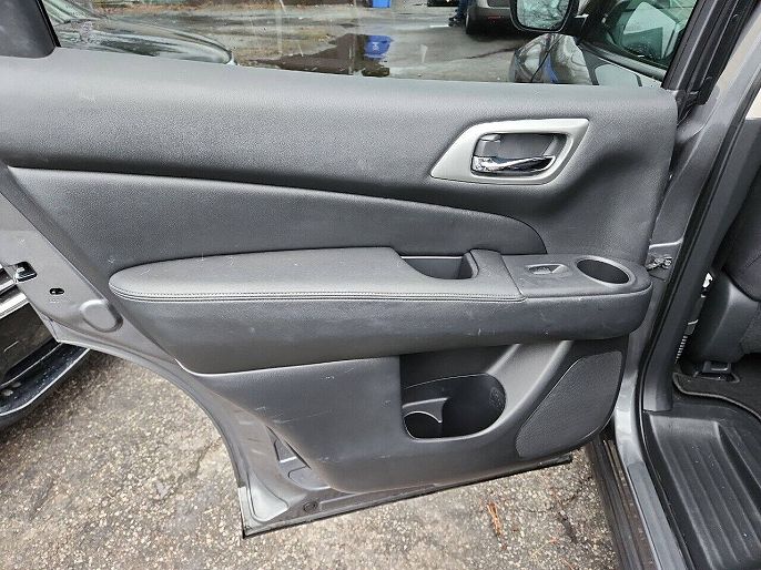 Vehicle view 24