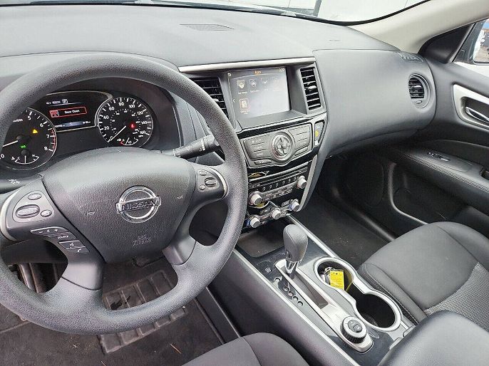 Vehicle view 28