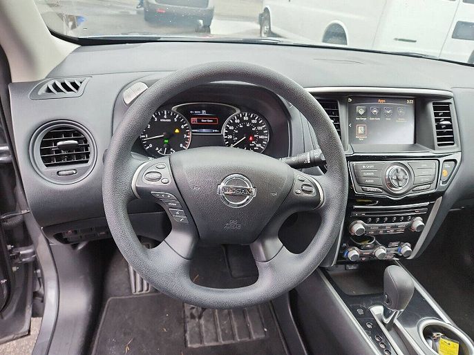 Vehicle view 29