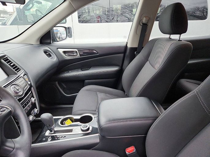 Vehicle view 57