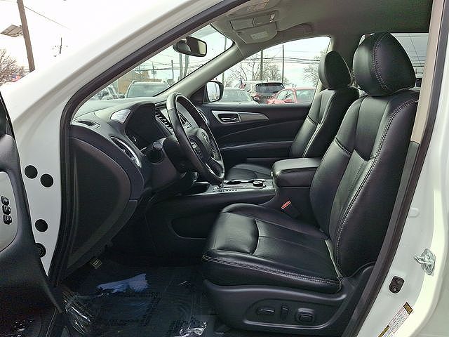 Vehicle view 14